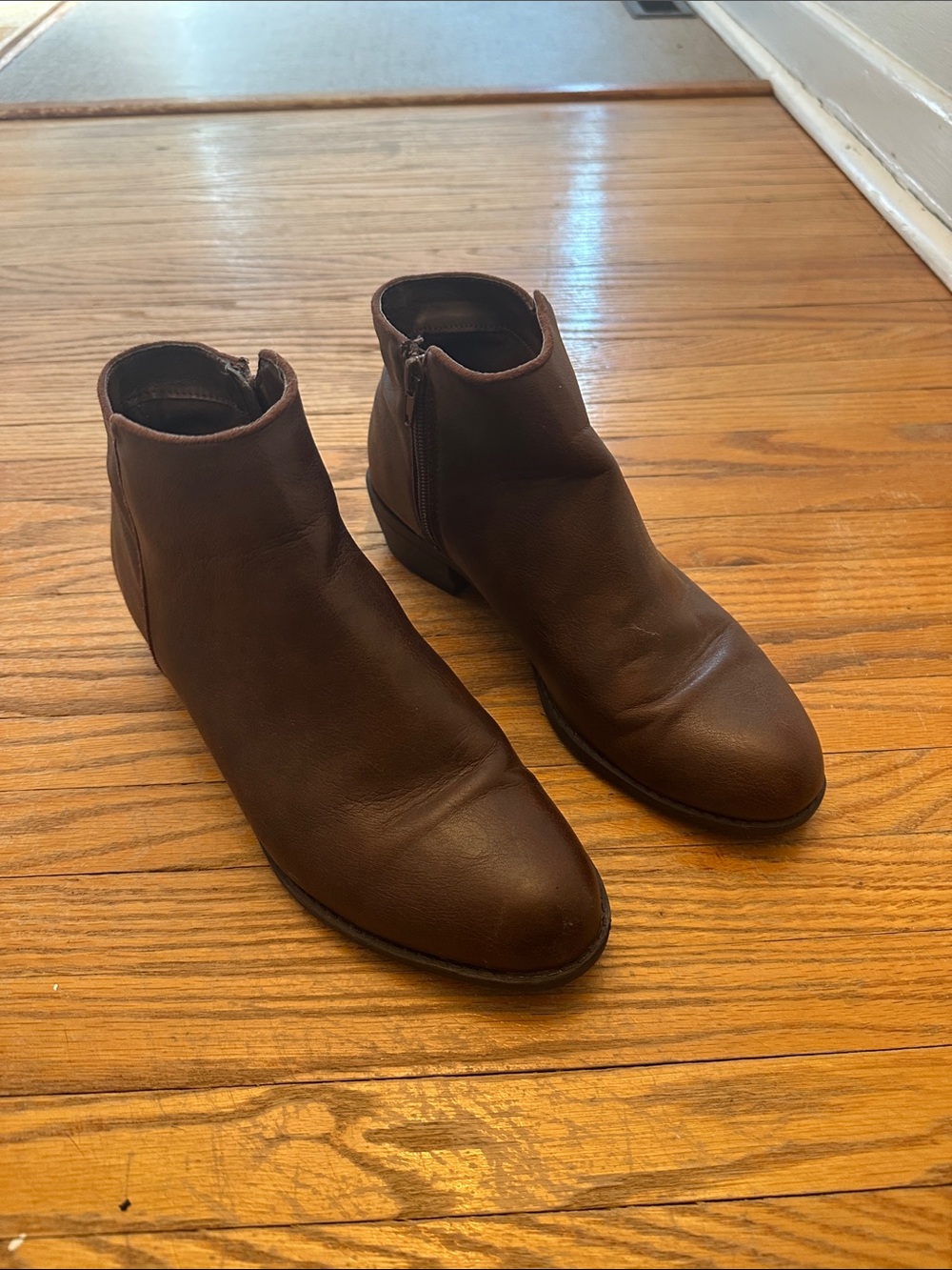 Forever 21 Brown Faux Leather Ankle Booties with Side Zip